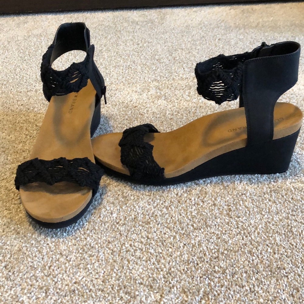 Lucky Brand Kierony Sandals